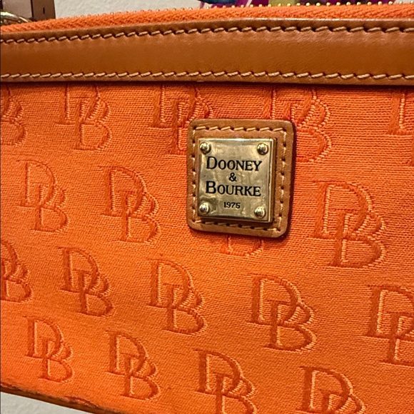 Dooney & Bourke Vibrant Orange Wristlet wallet bag designer purse vintage scarf - Picture 2 of 9